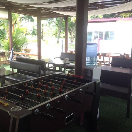 Check In And Chill Out Hotel Ban Laem Sok Kültér fotó