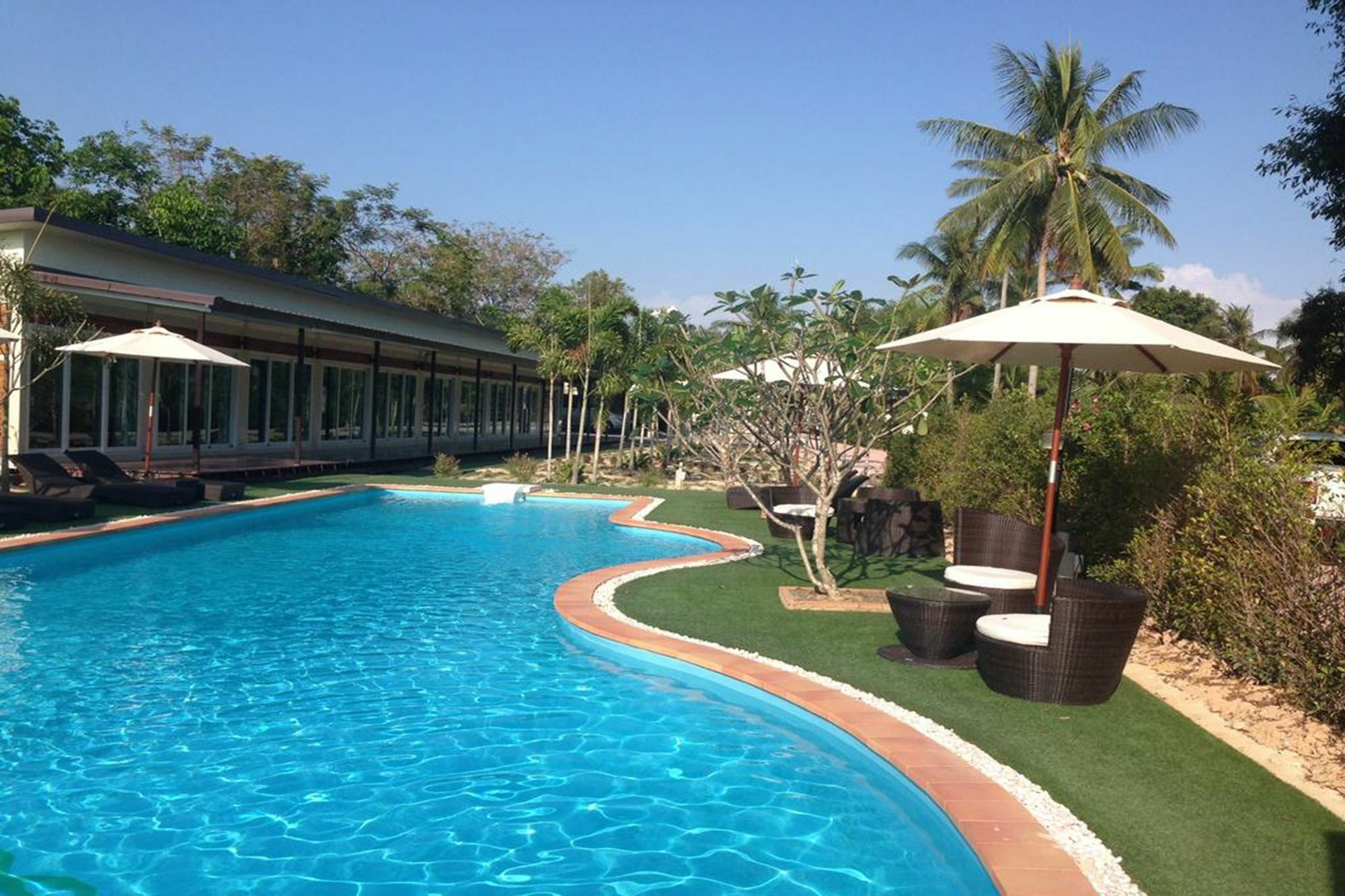 Check In And Chill Out Hotel Ban Laem Sok Kültér fotó